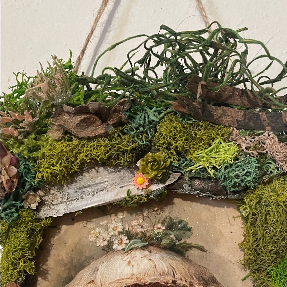Enchanted Mushroom Wall Decor Green Accent handcrafted border moss Forest nature - Picture 9 of 16